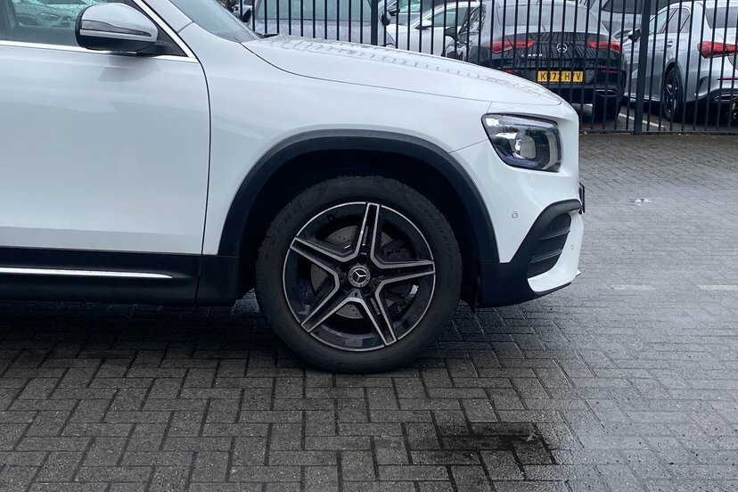 Mercedes-Benz GLB Class 1.3 Glb200 Amg Line Premium Suv 7G-dc White #4