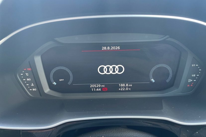 Audi Q3 Technik Black #7