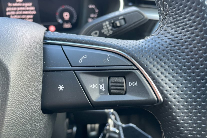 Audi Q3 Technik Black #18