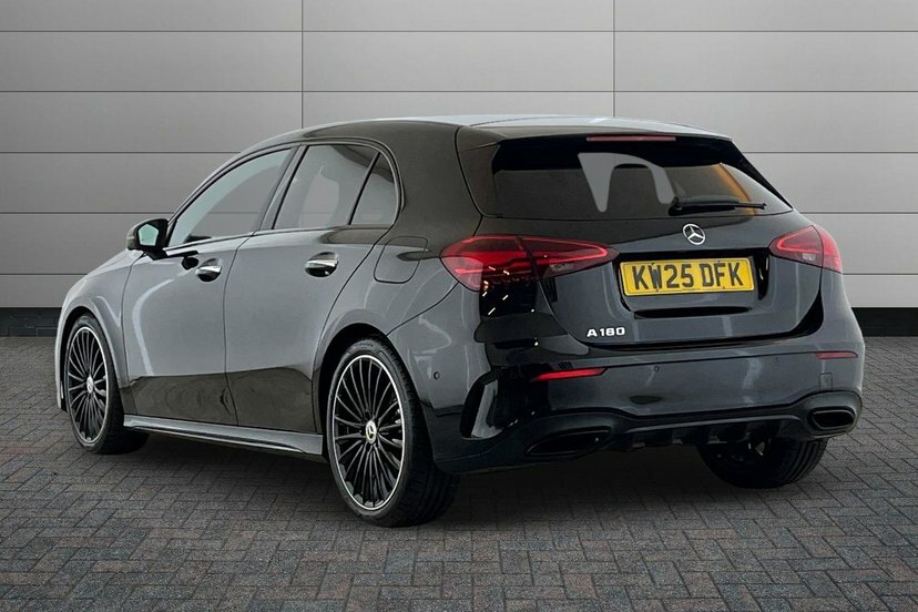 Mercedes-Benz A Class A180 Amg Line Premium Plus Black #2