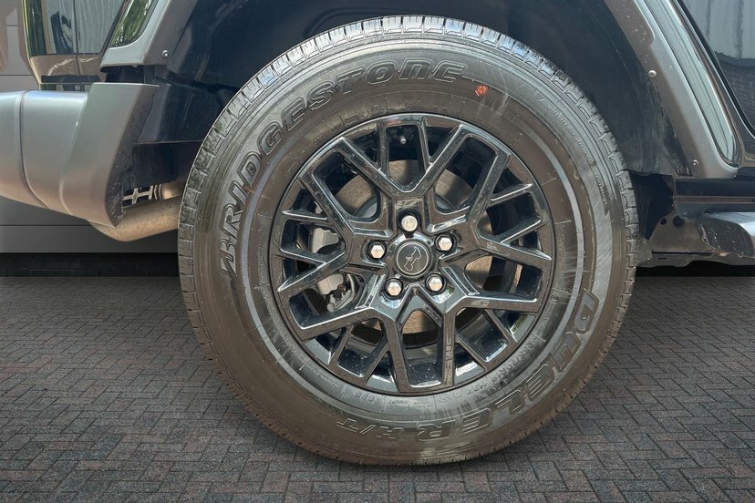Jeep Wrangler 2.0 Gme Sahara 4Wd  #5