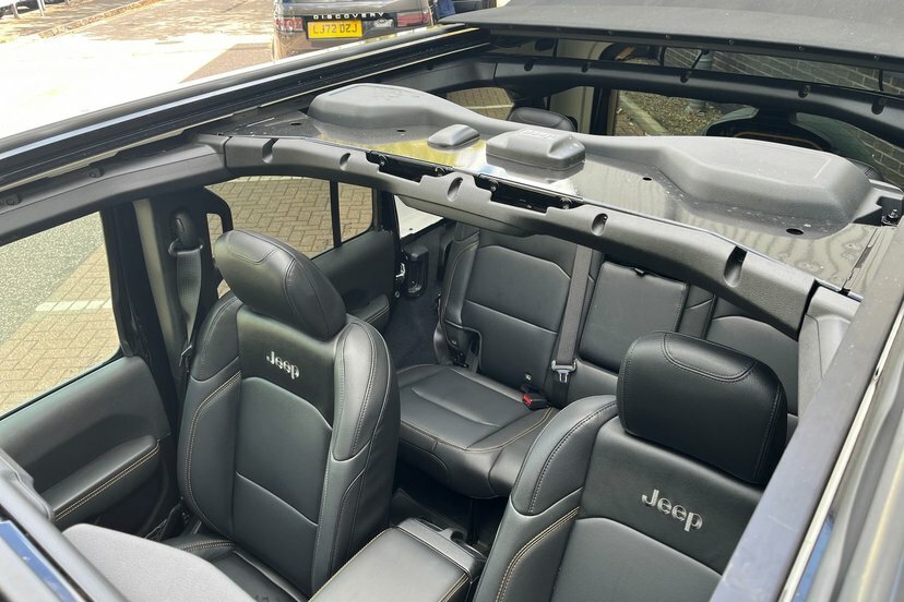 Jeep Wrangler Rubicon 4dr Grey #17