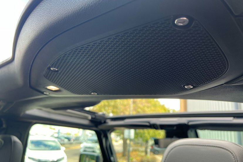 Jeep Wrangler Rubicon 4dr Grey #34