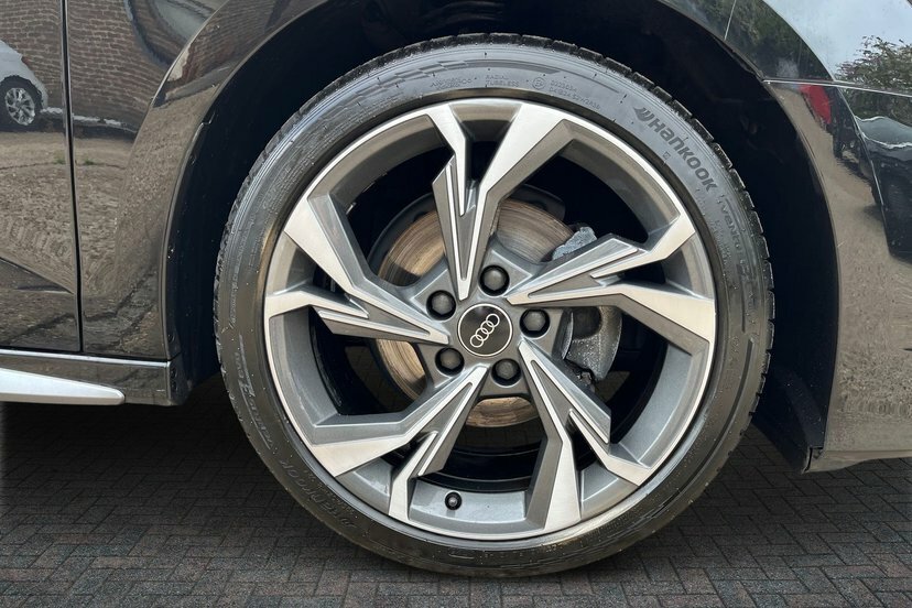 Audi A3 1.0 Tfsi 30 S Line Sportback 11 Black #5