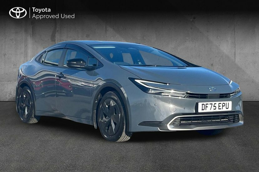 Toyota Prius 2.0 13.6Kwh Design Hatchback Plug-in Hy