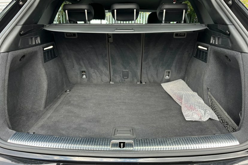 Audi Q5 Black #12