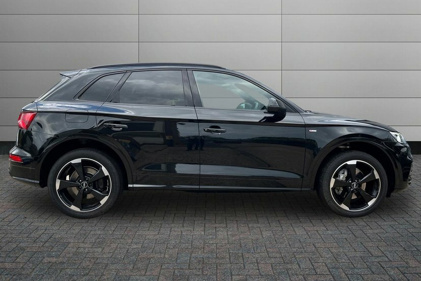 Audi Q5 2.0 Tfsi 45 Black Edition Suv S Tronic Black #4