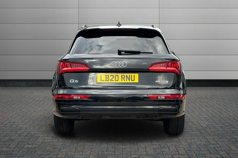 Audi Q5 Black #11