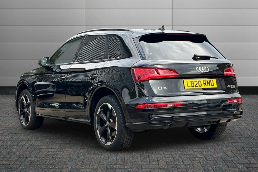 Audi Q5 2.0 Tfsi 45 Black Edition Suv S Tronic Black #3