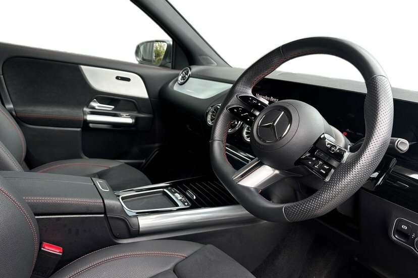Mercedes-Benz GLA Class 2.0 Gla200d Amg Line Executive Suv 8G Grey #5