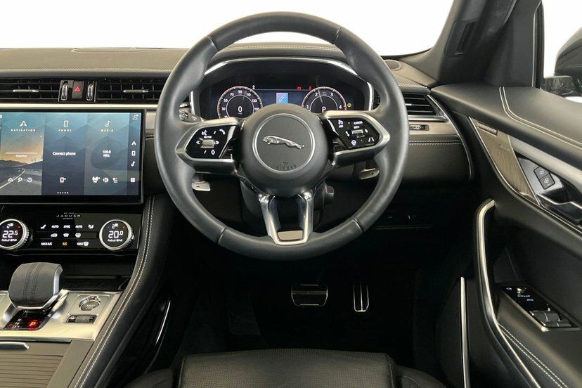 Jaguar F-Pace R-dynamic Black Black #15
