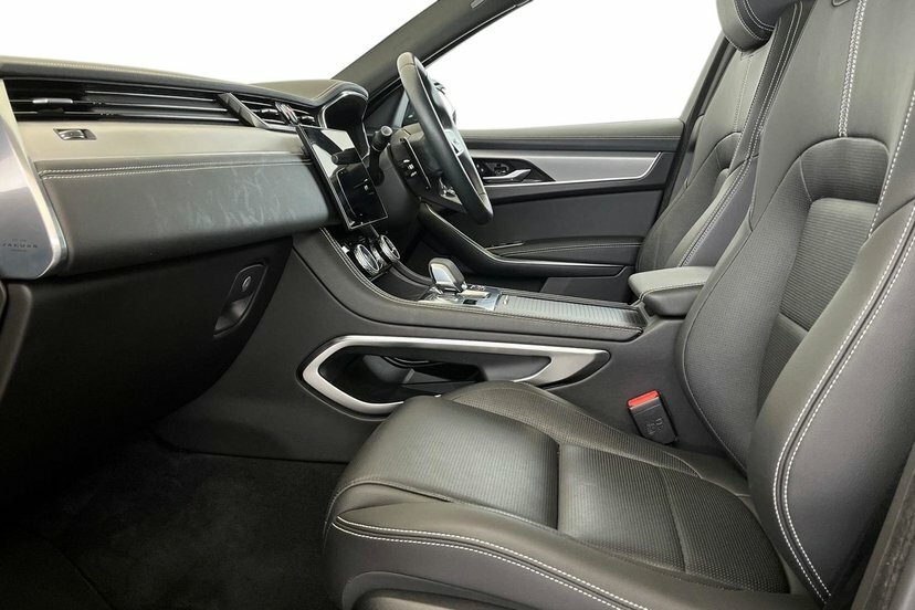 Jaguar F-Pace 2.0 D200 Mhev R-dynamic Se Black Suv Au Black #3