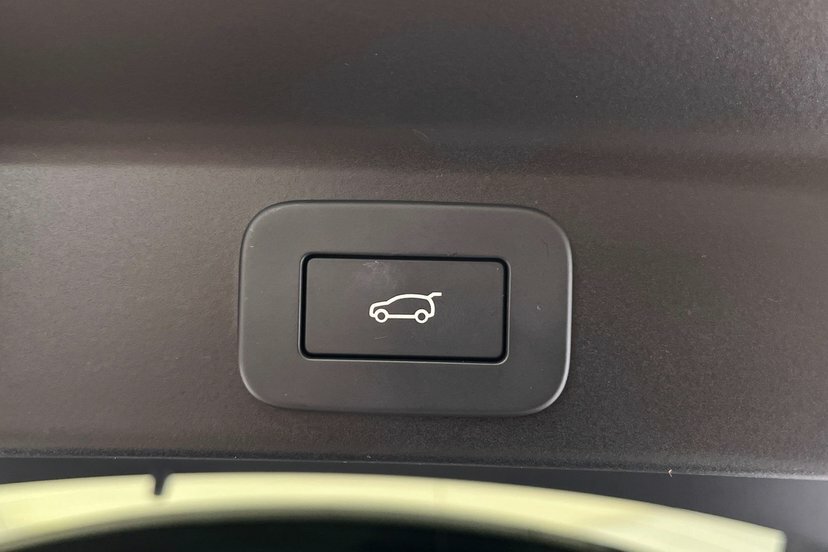 Jaguar F-Pace R-dynamic Black Black #30