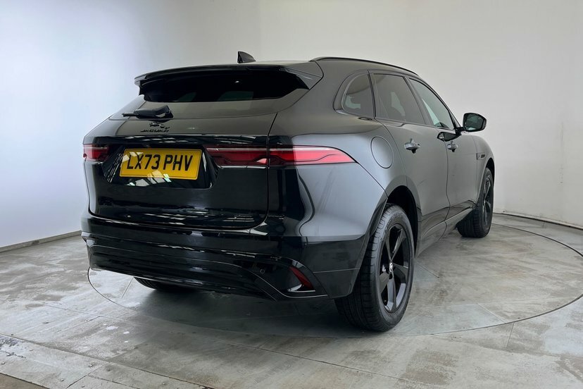 Jaguar F-Pace R-dynamic Black Black #24