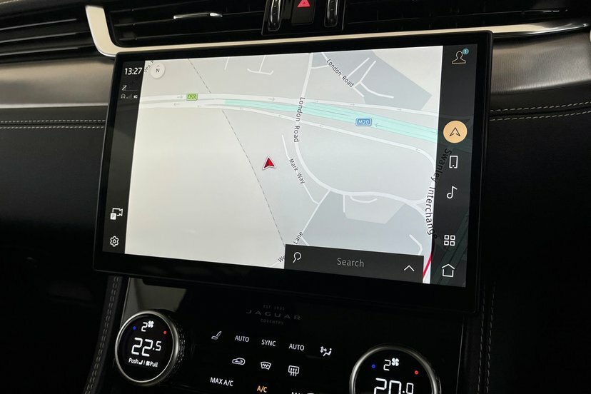 Jaguar F-Pace R-dynamic Black Black #11