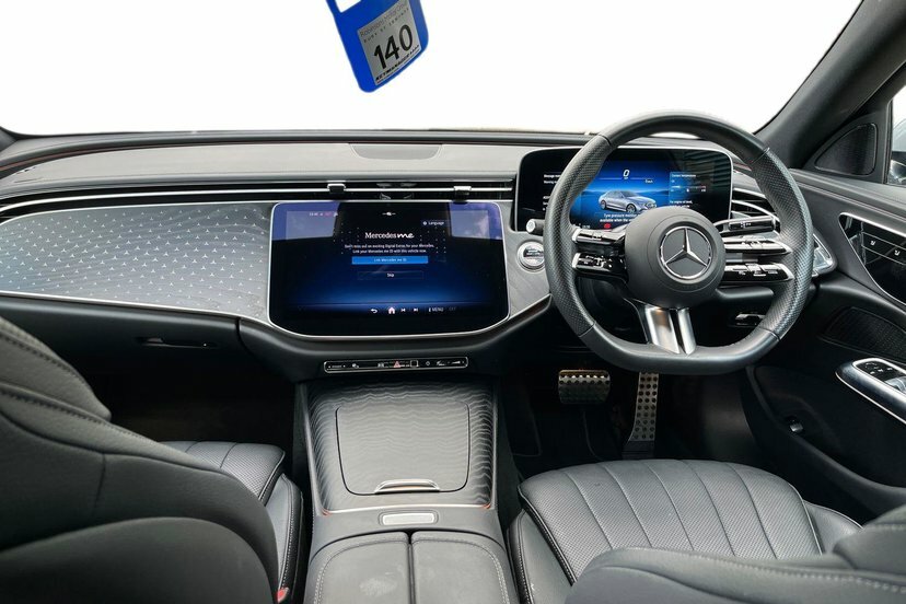 Mercedes-Benz E Class Saloon Black #7