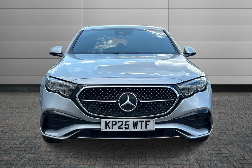 Mercedes-Benz E Class Saloon Black #11