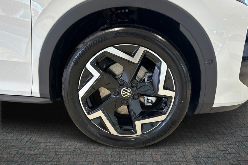 Volkswagen T-Roc 1.5 Etsi Mhev R-line Suv Hybrid Dsg 15 White #5