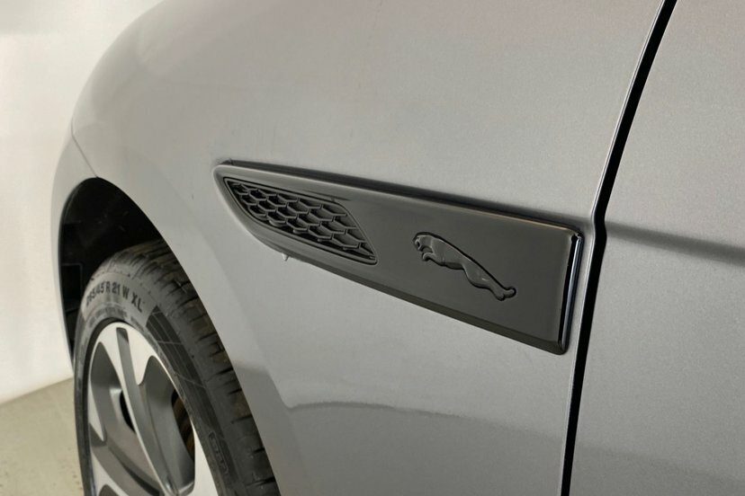Jaguar F-Pace R-dynamic S Grey #20