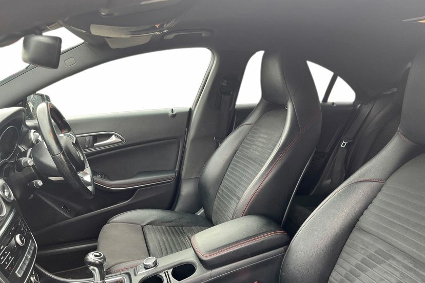 Mercedes-Benz CLA Class 1.6 Cla180 Amg Line Coupe 122 P Grey #2