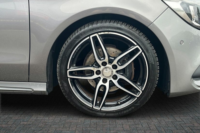 Mercedes-Benz CLA Class 1.6 Cla180 Amg Line Coupe 122 P Grey #5