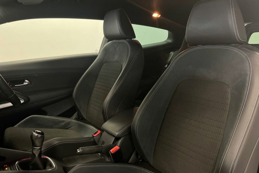 Volkswagen Scirocco Scirocco Gts Tsi Bluemotion Technology Black #32