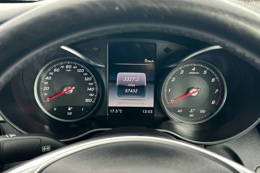 Mercedes-Benz C Class 2.0 C200 Amg Line Coupe 184 Ps Black #6