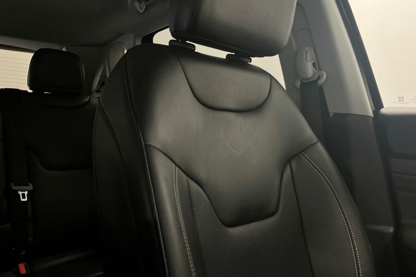Jeep Compass 1.3L S Black #15