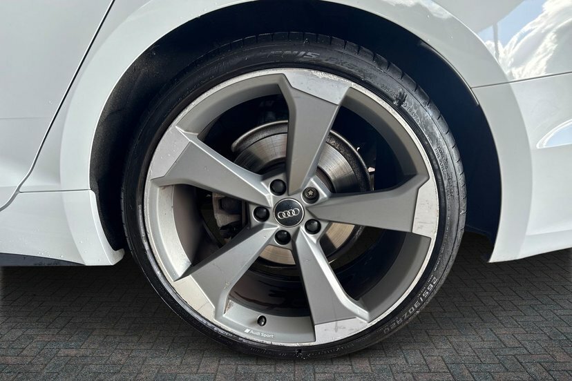 Audi A5 2.0 Tfsi 40 Black Edition Sportback S T White #5