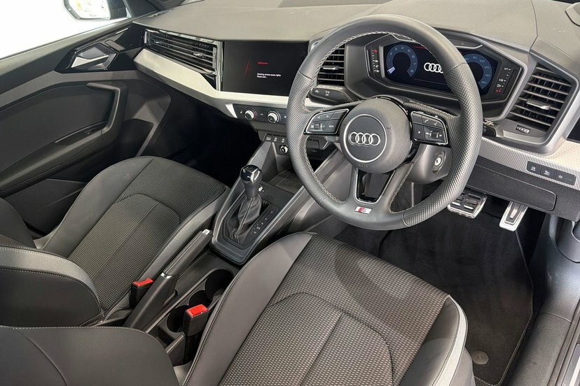 Audi A1 1.5 Tfsi 35 S Line Sportback S Tronic  #6