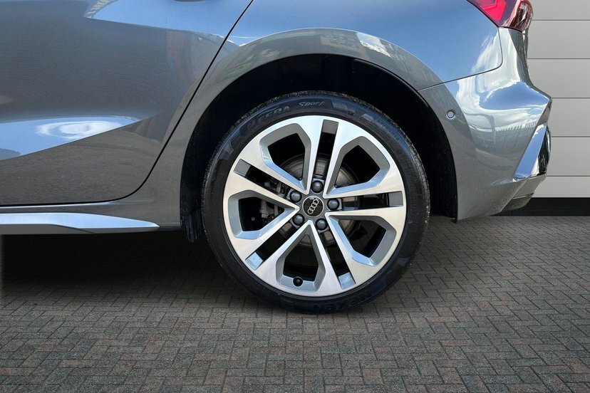 Audi A3 1.5 Tfsie 40 S Line Sportback Plug-in H Grey #5