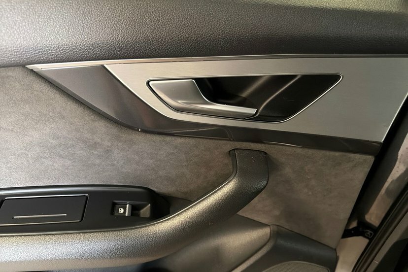 Audi SQ7 Suv Grey #17