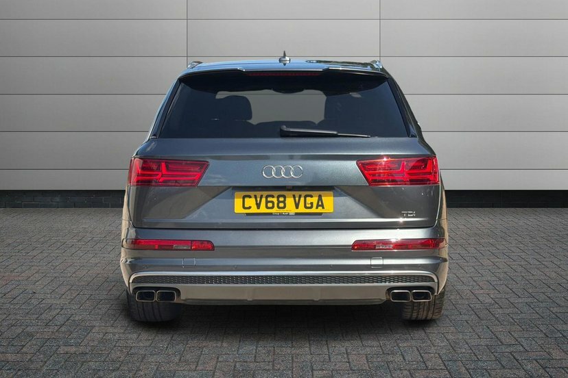 Audi SQ7 Suv Grey #11