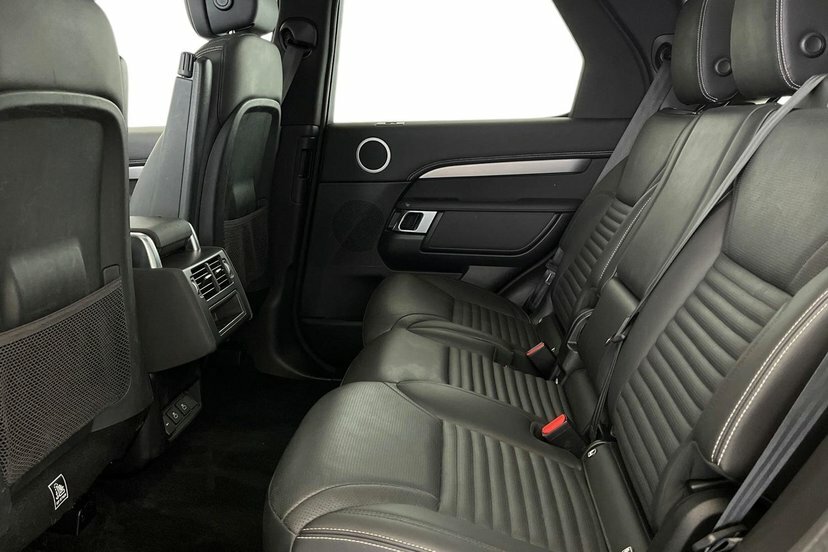 Land Rover Discovery 3.0 D300 Mhev R-dynamic Se Suv 4Wd Black #4