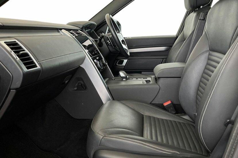 Land Rover Discovery 3.0 D300 Mhev R-dynamic Se Suv 4Wd Black #3