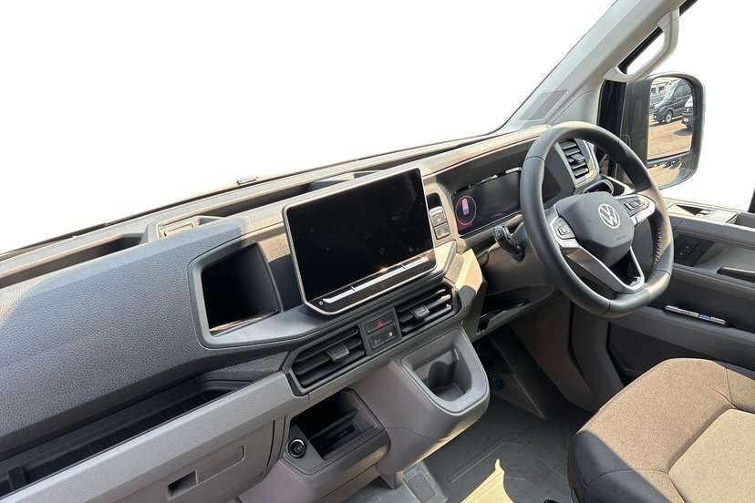 Volkswagen Crafter 2.0 Tdi Cr35 Commerce Panel Van Fw Black #2