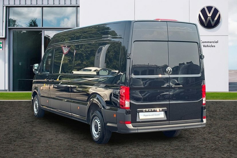Volkswagen Crafter 2.0 Tdi Cr35 Commerce Panel Van Fw Black #3