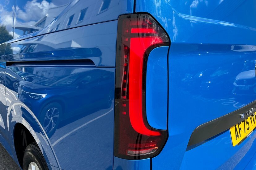 Volkswagen E-Transporter 100Kw 65Kwh Commerce Plus Van White #24