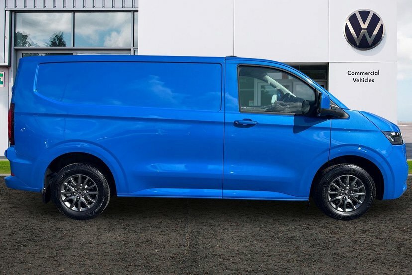 Volkswagen E-Transporter T32 65Kwh Commerce Pro Panel Van Blue #4