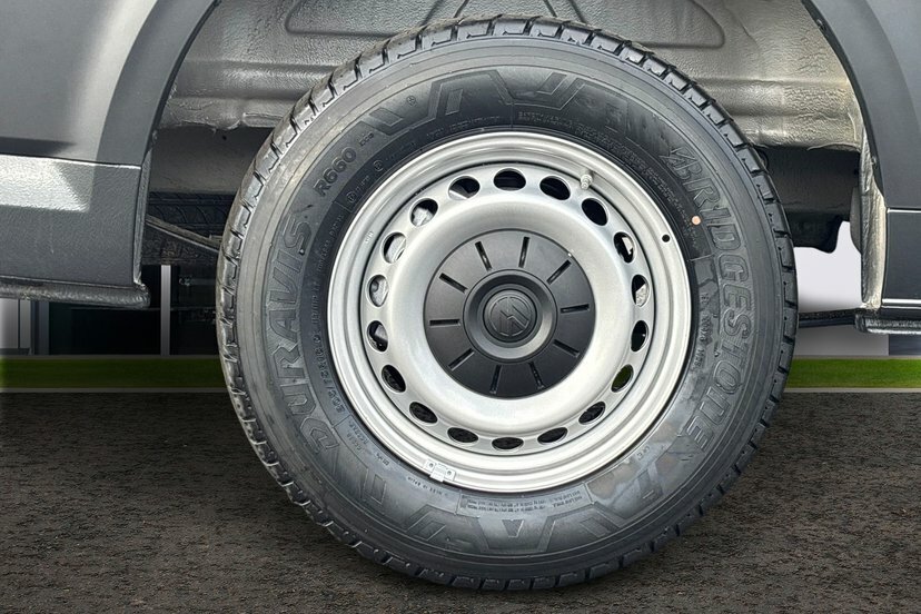 Volkswagen Crafter 2.0 Tdi Cr35 Commerce Plus Panel Van Ma Grey #5