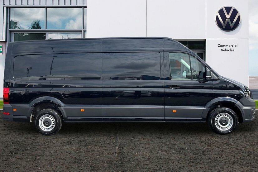 Volkswagen Crafter 2.0 Tdi Cr35 Commerce Panel Van Fw Black #4