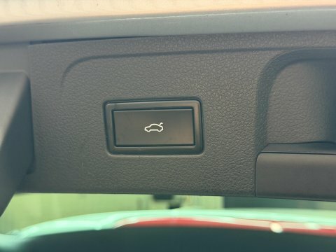 Volkswagen Passat S Black #56