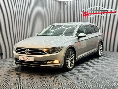 Volkswagen Passat S Black #20