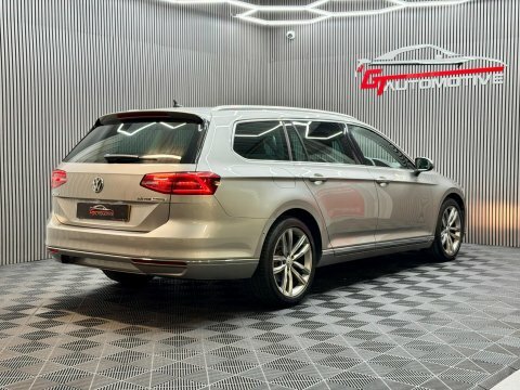 Volkswagen Passat S Black #8