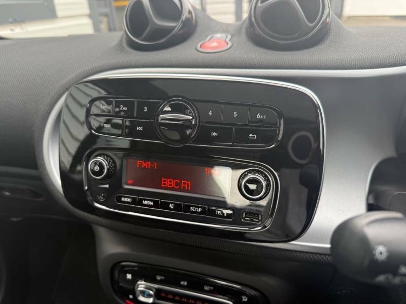 Smart Fortwo Coupe  White #14