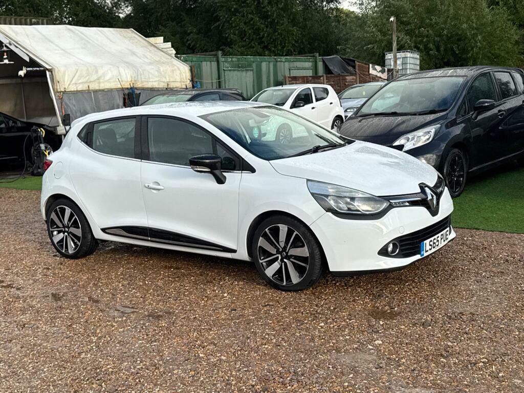 Renault Clio Hatchback Red #12