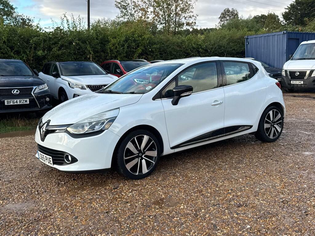 Renault Clio Hatchback Red #27
