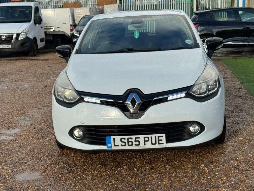 Renault Clio Hatchback Red #20