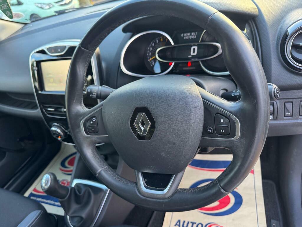 Renault Clio Hatchback Red #56