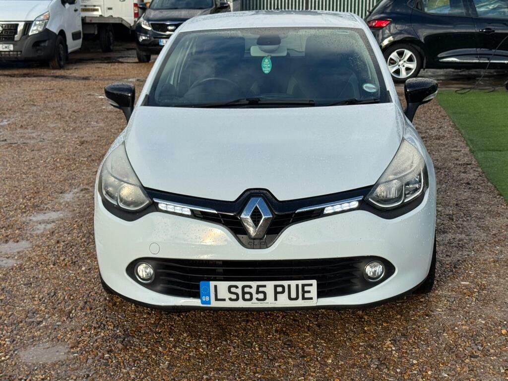 Renault Clio Hatchback Red #18